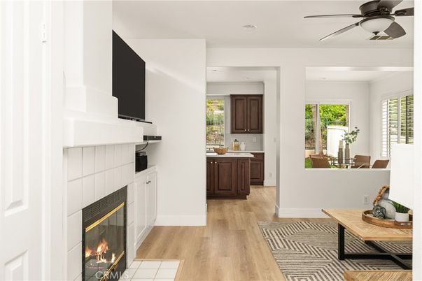 Fireplace, Interior, Kitchen, Recessed Lighting, Wood Texture Flooring