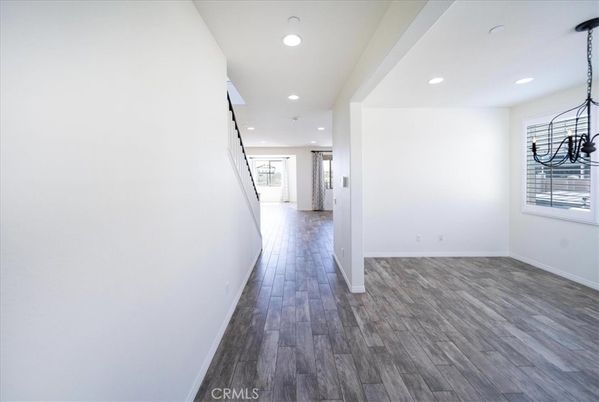 DE Listing image placeholder