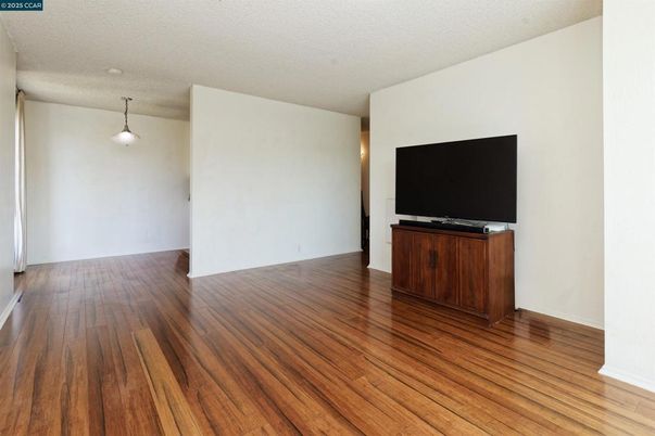Empty room, Interior, Pendant Lights, Wood Texture Flooring