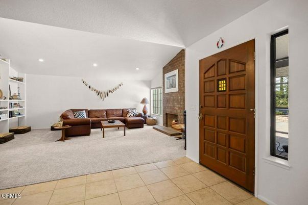Fireplace, Interior, Living room, Recessed Lighting