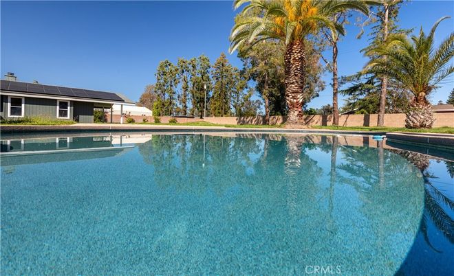 Exterior, Pool, Solar Panels