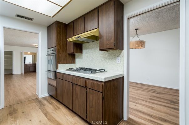 Interior, Kitchen, Pendant Lights, Wood Texture Flooring