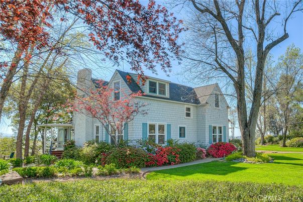 Backyard, Exterior, Facade, Georgian