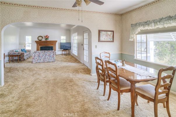 Dining room, Fireplace, Interior