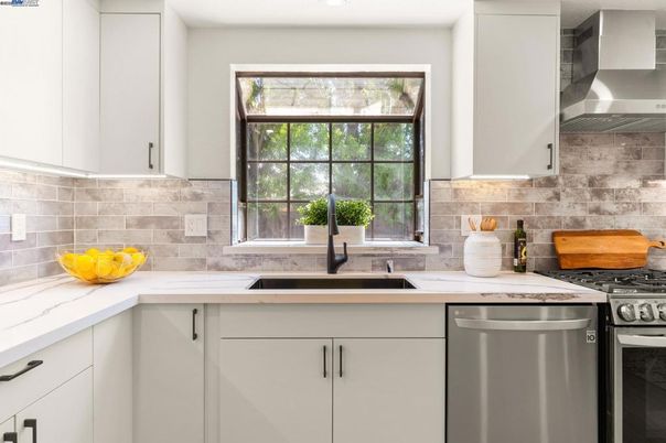 Interior, Kitchen, Stainless Steel Appliances