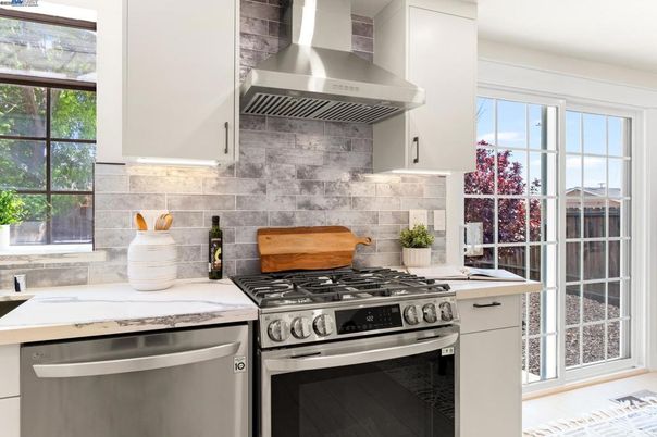 Interior, Kitchen, Stainless Steel Appliances