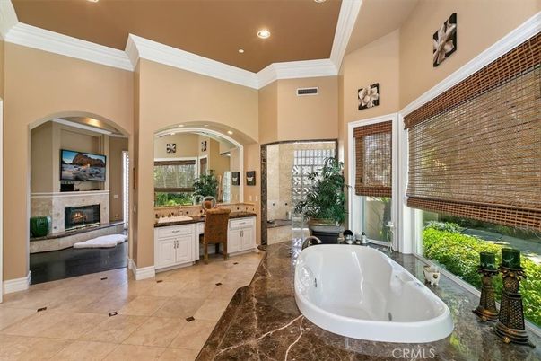 Bathroom, Fireplace, Interior, Recessed Lighting
