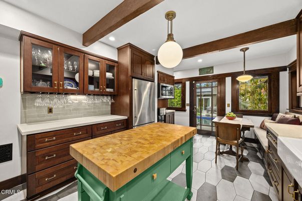 Dining room, Interior, Kitchen, Pendant Lights, Recessed Lighting, Stainless Steel Appliances, Wooden Beams
