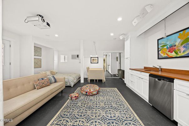 Interior, Kitchen, Living room, Pendant Lights, Recessed Lighting