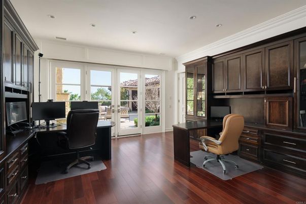 Home Office, Interior, Recessed Lighting, Wood Texture Flooring