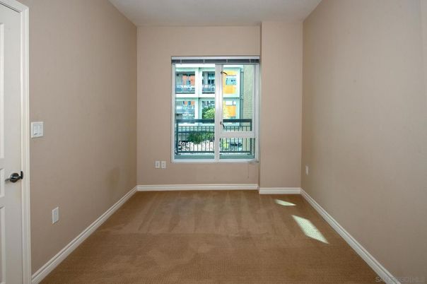 DE Listing image placeholder