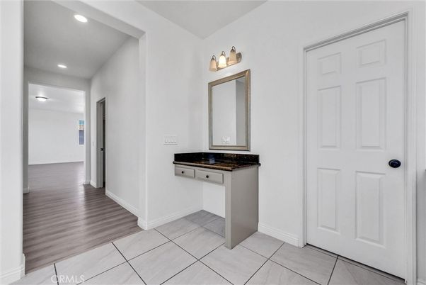 Bathroom, Interior, Recessed Lighting, Wood Texture Flooring