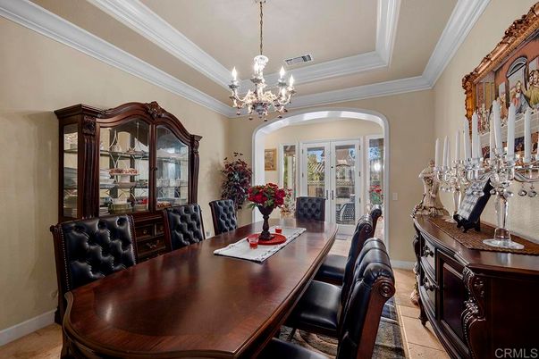 Chandelier, Dining room, Interior