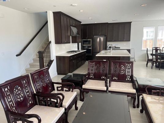 Dining room, Interior, Kitchen, Recessed Lighting, Stainless Steel Appliances