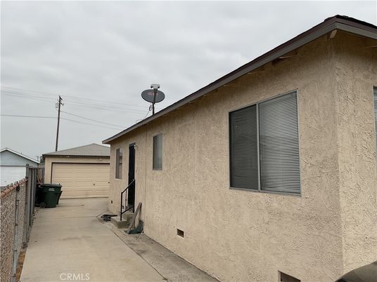 Detached Garage, Exterior