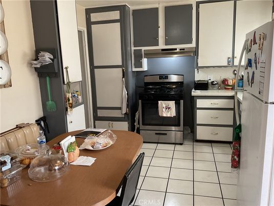 Dining room, Interior, Kitchen, Stainless Steel Appliances