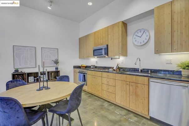Dining room, Interior, Kitchen, Recessed Lighting