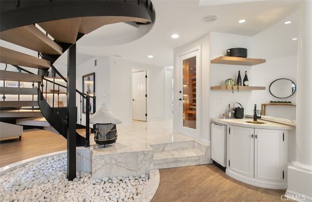 Interior, Recessed Lighting, Wood Texture Flooring