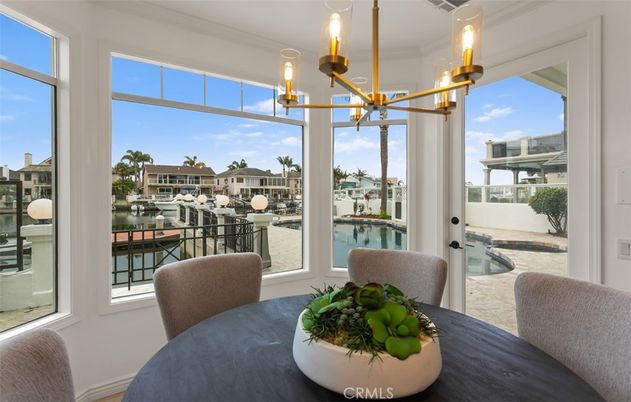 Dining room, Interior, Pendant Lights, Water