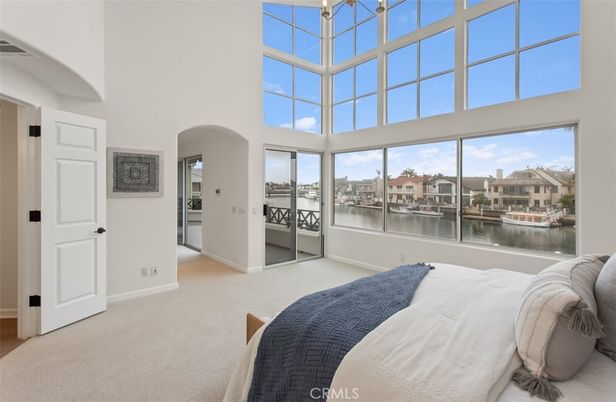 Bedroom, Interior, Water