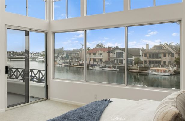 Interior, Sun Room, Water
