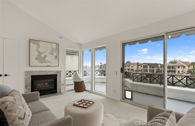 Fireplace, Interior, Living room