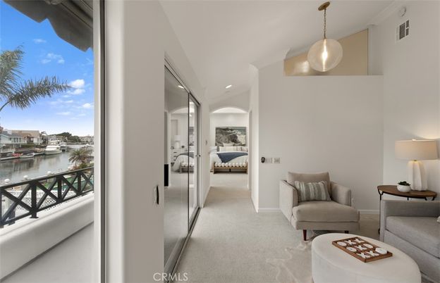 Bedroom, Interior, Pendant Lights, Recessed Lighting, Water