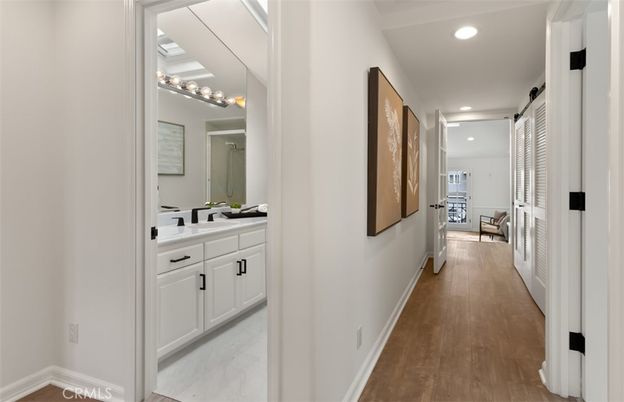 Bathroom, Interior, Recessed Lighting, Wood Texture Flooring