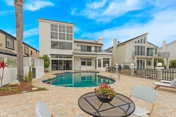 Exterior, Pool, Solar Panels