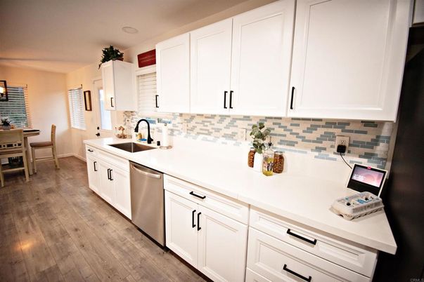 Dining room, Interior, Kitchen, Stainless Steel Appliances, Wood Texture Flooring