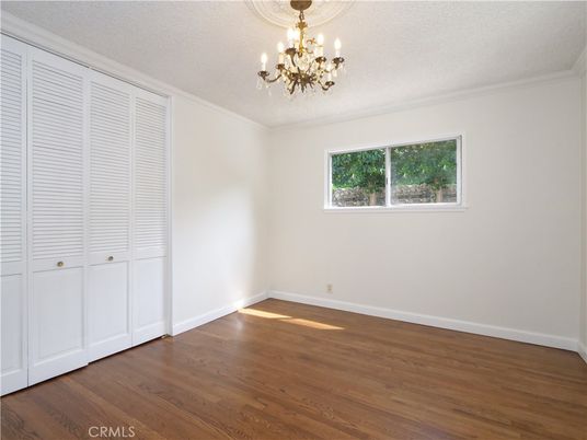 Chandelier, Empty room, Interior, Wood Texture Flooring