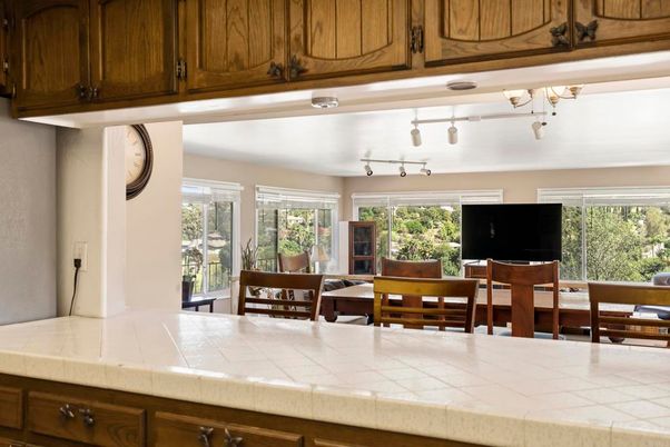 Dining room, Interior