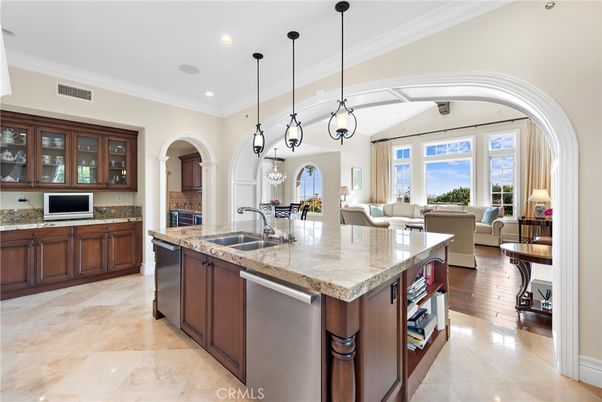 Chandelier, Dining room, Interior, Kitchen, Living room, Pendant Lights, Recessed Lighting, Stainless Steel Appliances