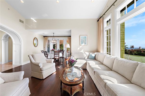 Chandelier, Dining room, Interior, Living room, Recessed Lighting, Wood Texture Flooring