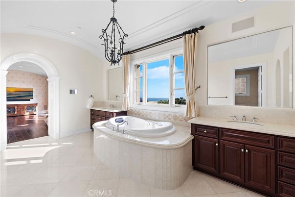 Bathroom, Chandelier, Interior, Recessed Lighting, Water, Wood Texture Flooring