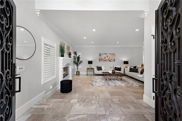 Fireplace, Interior, Living room, Recessed Lighting