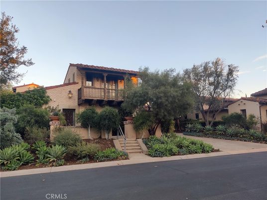 Exterior, Facade, Mediterranean
