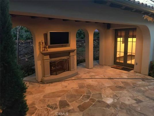 Exterior, Fireplace