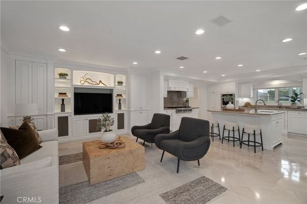 Interior, Kitchen, Living room, Recessed Lighting, Stainless Steel Appliances