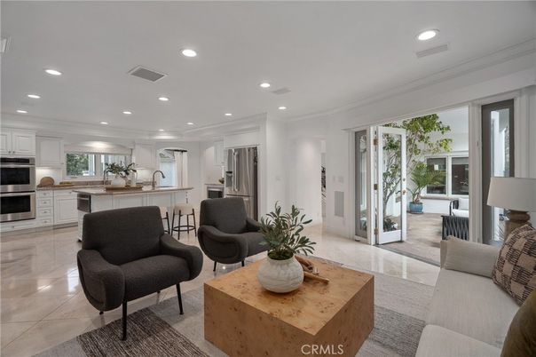 Interior, Kitchen, Living room, Recessed Lighting, Stainless Steel Appliances