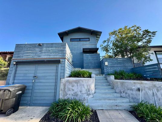 Detached Garage, Exterior