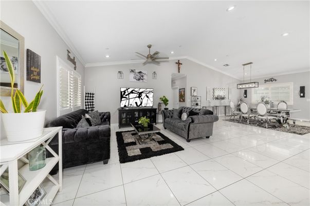 Dining room, Interior, Living room, Pendant Lights, Recessed Lighting
