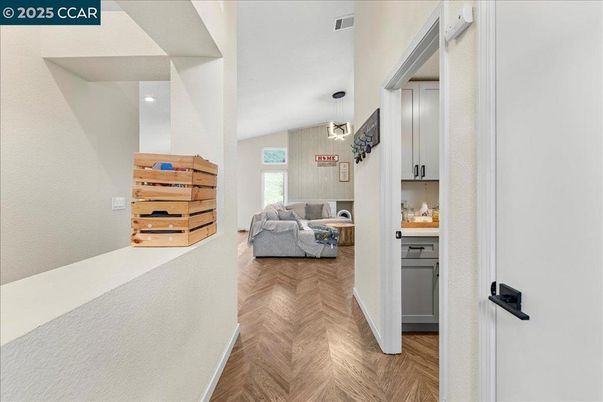 Interior, Pendant Lights, Recessed Lighting, Wood Texture Flooring