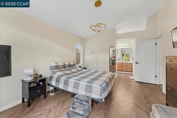 Bedroom, Interior, Pendant Lights, Wood Texture Flooring