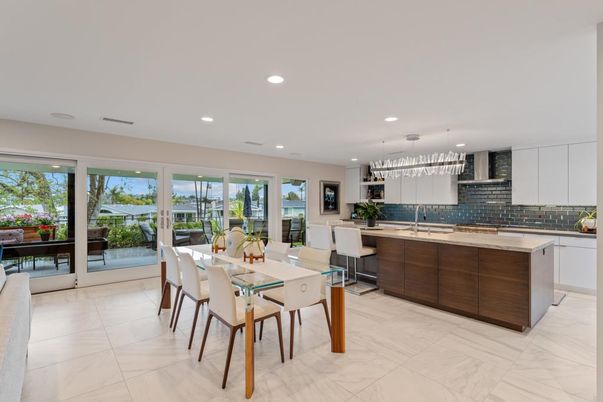 Dining room, Interior, Kitchen, Marble, Pendant Lights, Recessed Lighting
