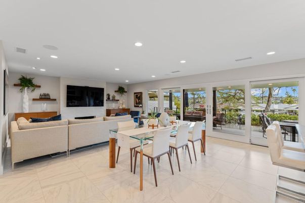 Dining room, Interior, Living room, Marble, Recessed Lighting