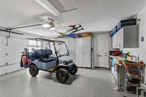 Garage, Interior