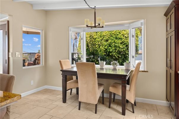 Dining room, Interior