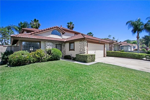 Attached, Backyard, Exterior, Facade, Mediterranean