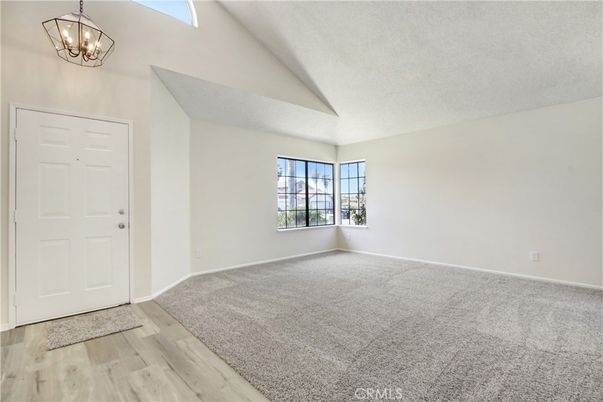 Chandelier, Empty room, Interior, Wood Texture Flooring